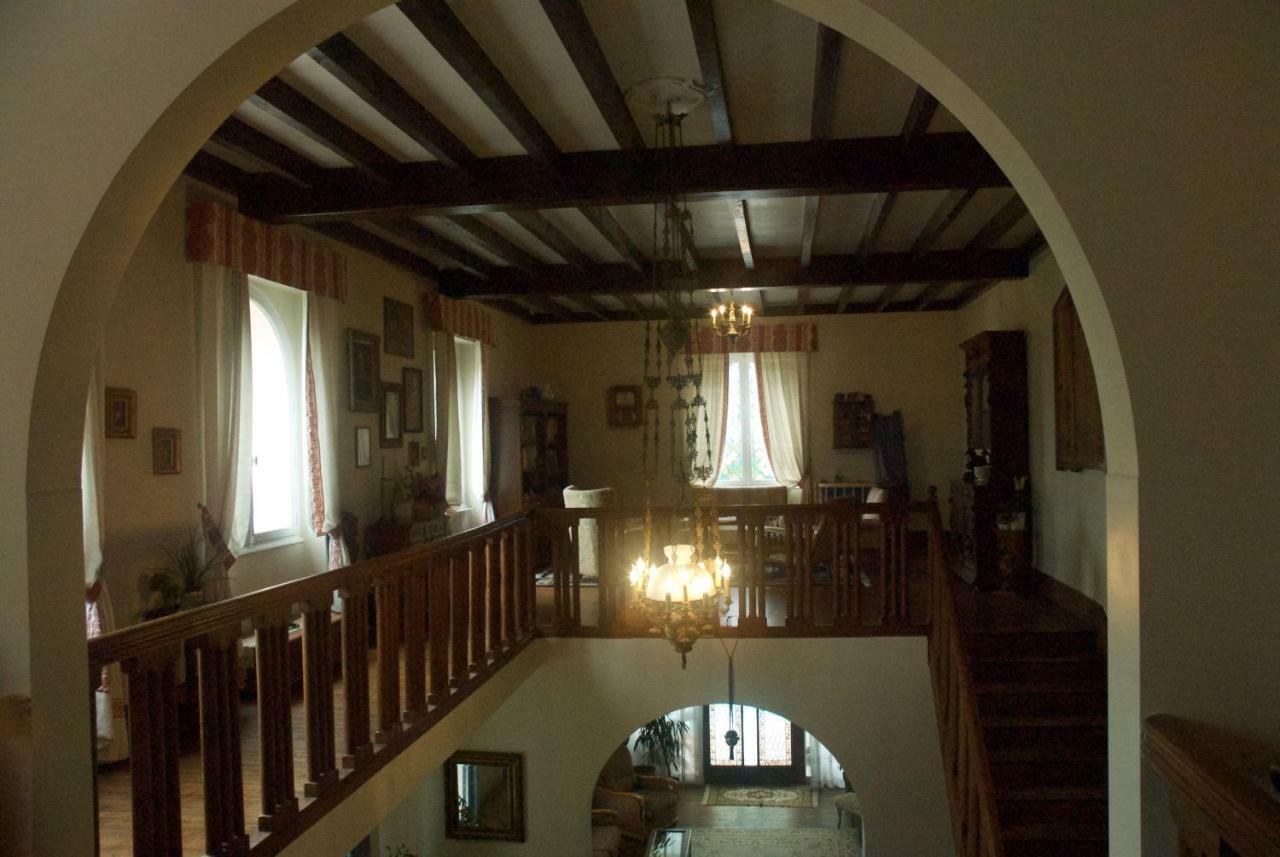 Le Clos Des Cedres B&B La Rochefoucauld Bagian luar foto