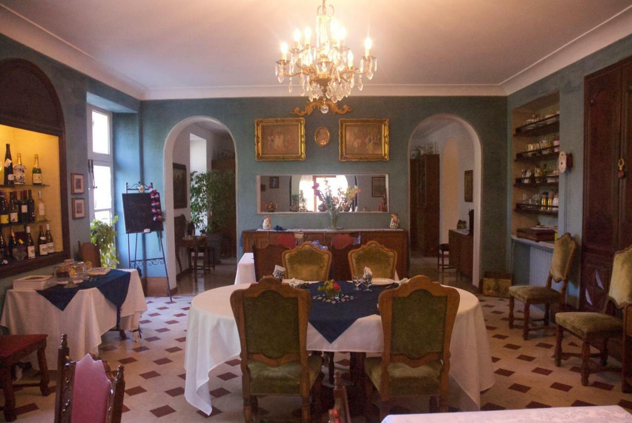 Le Clos Des Cedres B&B La Rochefoucauld Bagian luar foto