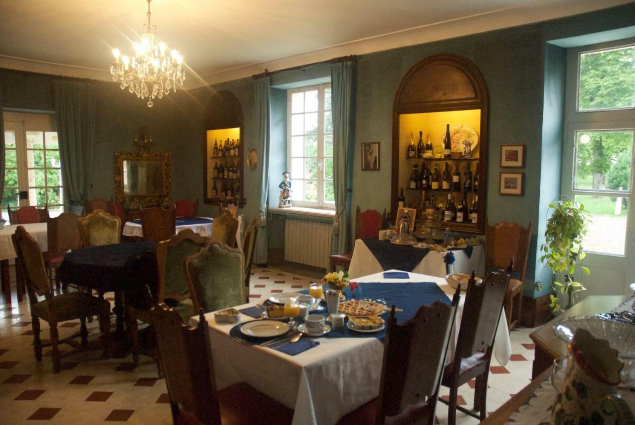 Le Clos Des Cedres B&B La Rochefoucauld Bagian luar foto