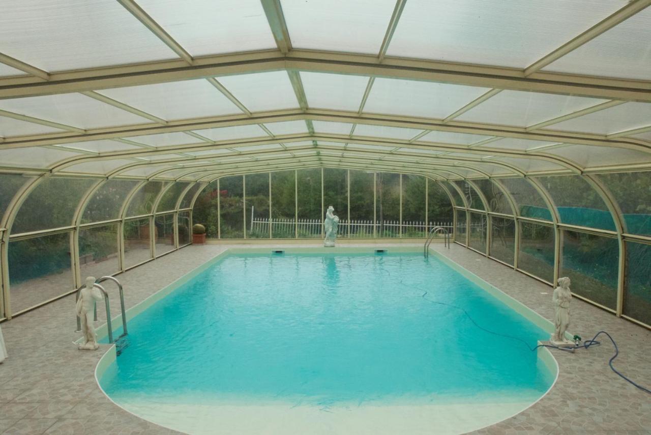 Le Clos Des Cedres B&B La Rochefoucauld Bagian luar foto
